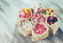 休闲零食龙头股票有哪些？休闲零食概念股票名单一览表-小李财经视角